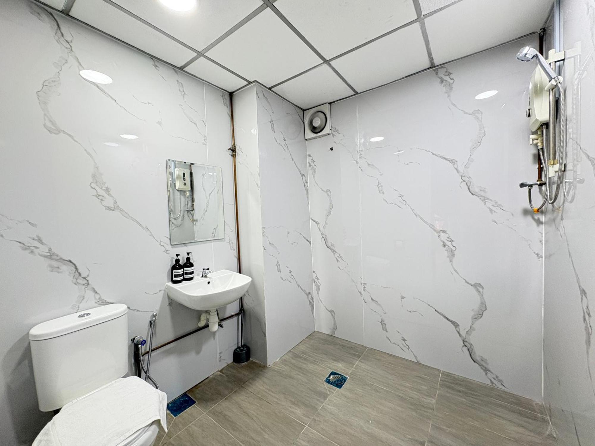 Plaza Berjaya By Manhattan Group — Photos 3